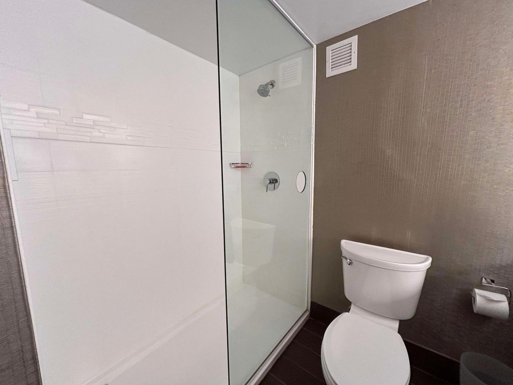 Skyline Hotel Detroit Airport, Surestay Collection By Best Western Romulus Exterior foto