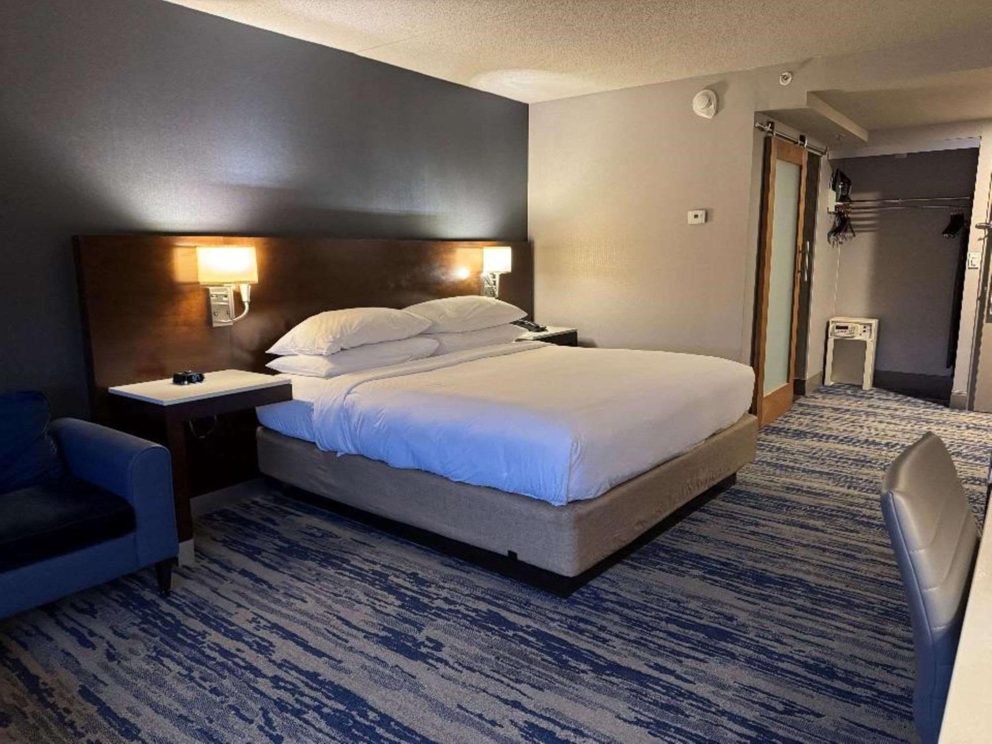 Skyline Hotel Detroit Airport, Surestay Collection By Best Western Romulus Exterior foto